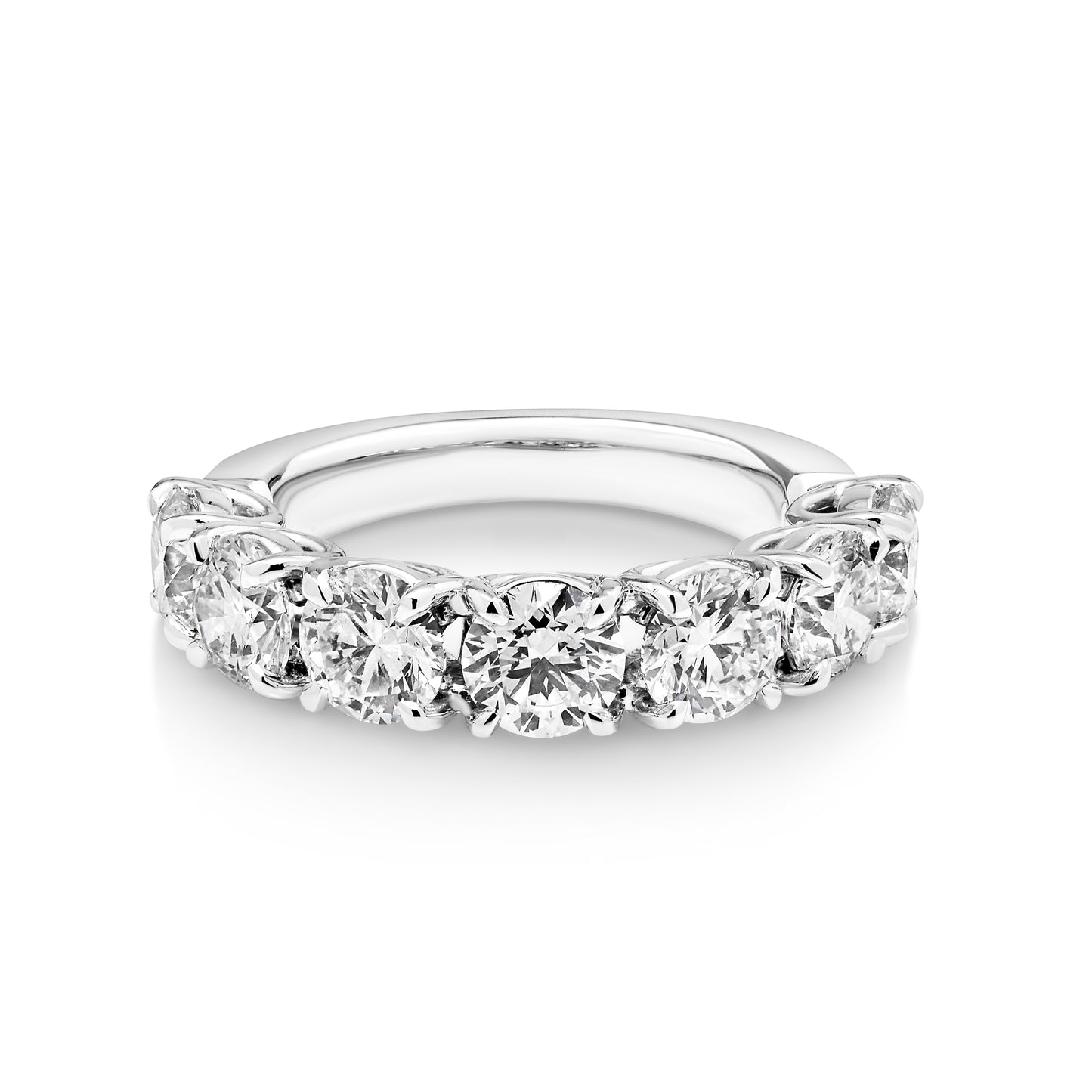 18ct White Gold Band With 7 Large Round Brilliant Cut Diamonds