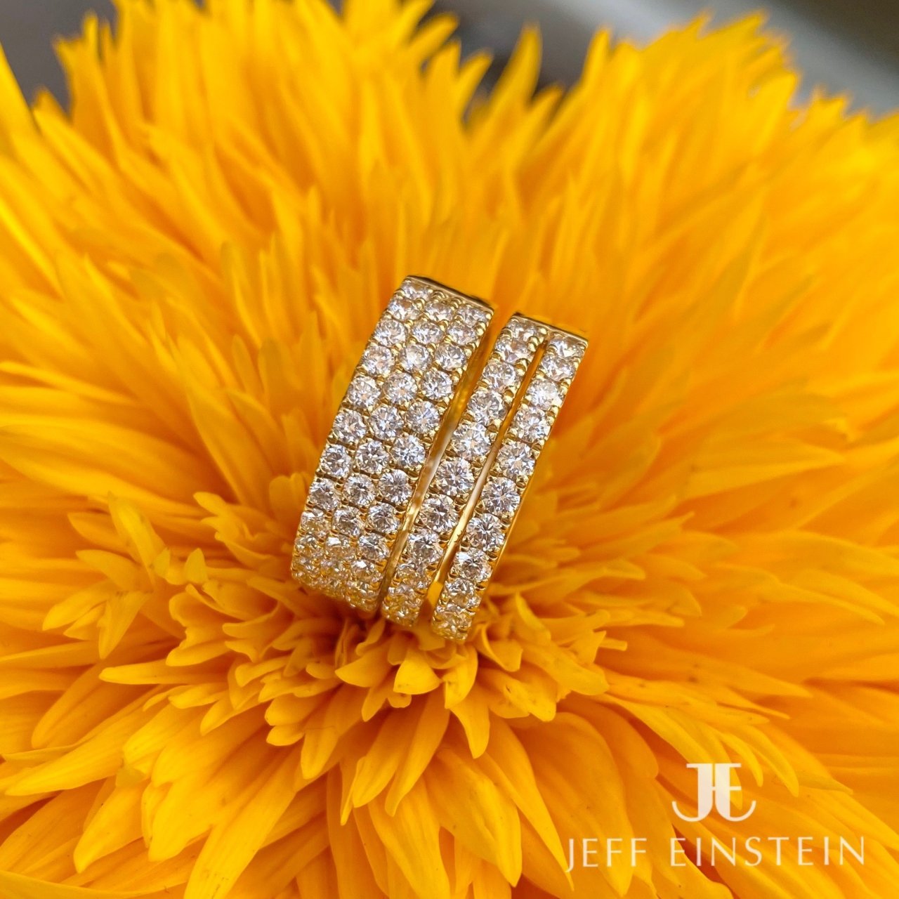 18ct Yellow Gold Helix Ring