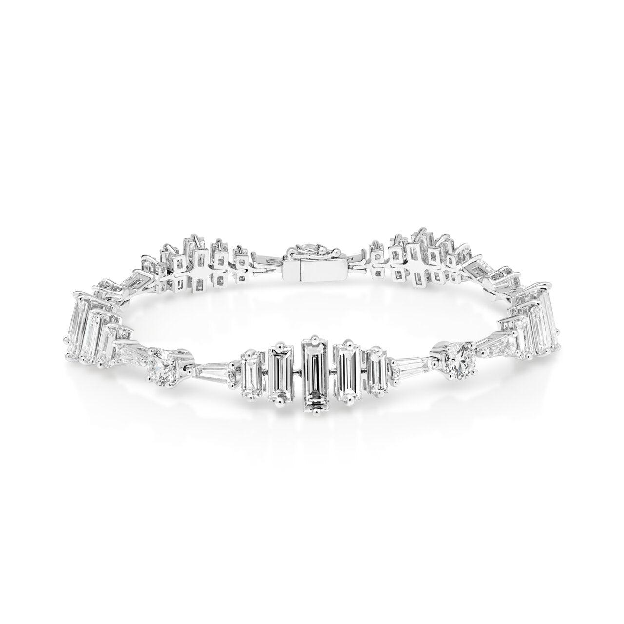 18ct White Gold Baguette Dress Bracelet
