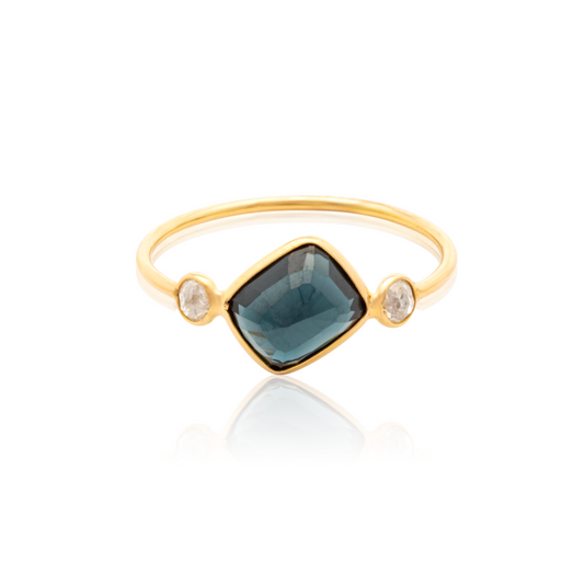 18ct Yellow Gold Blue Spinel and Rose Cut Diamond Ring