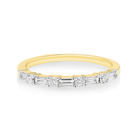 18ct Yellow Gold Petite Baguette and Round Diamond Band